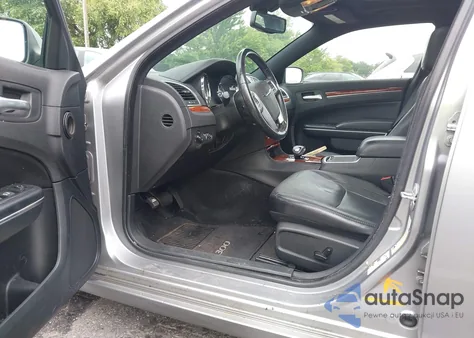 2013 Chrysler 300 Motown from USA, damaged, VIN 2C3CCARG8DH710201